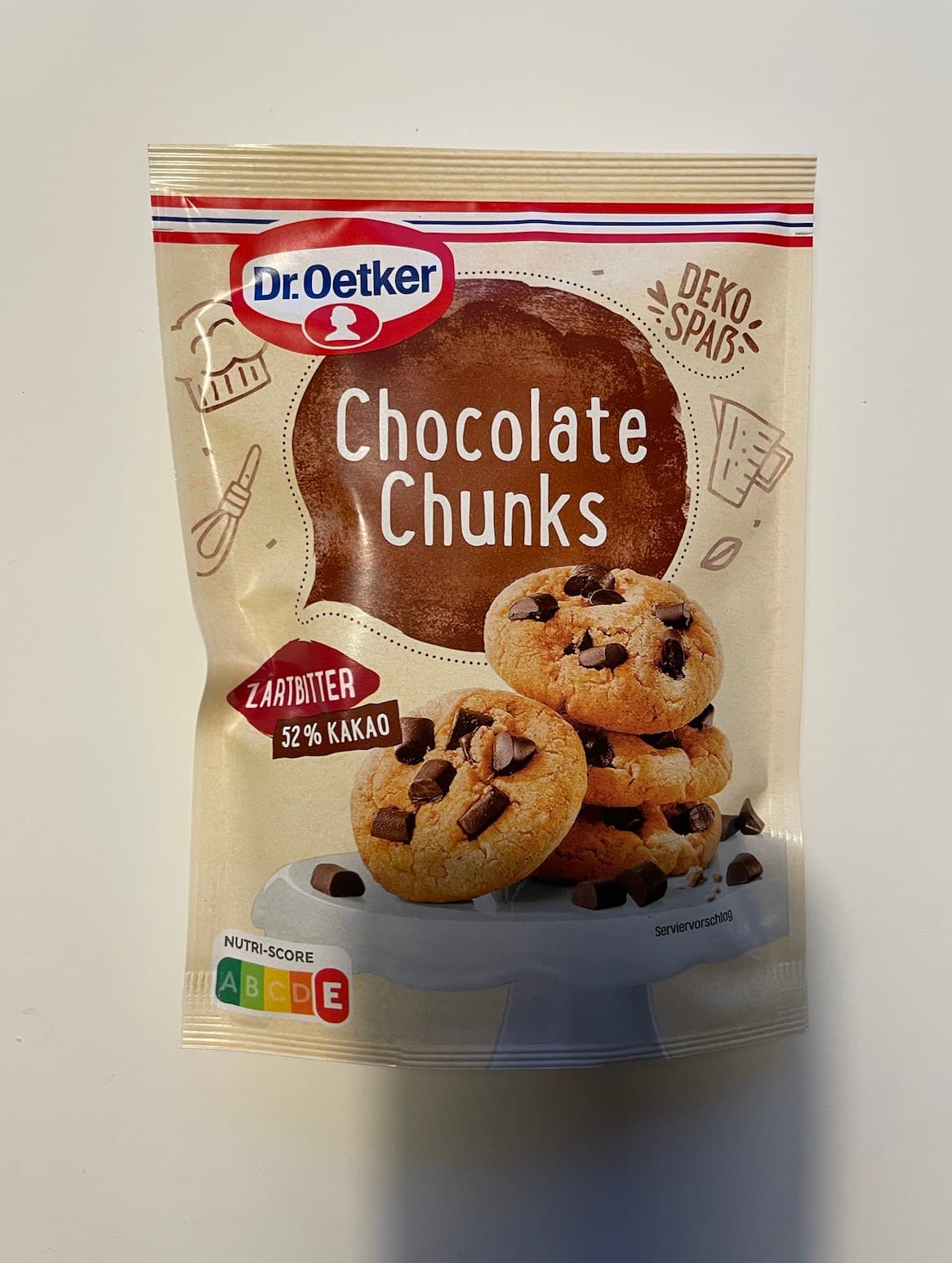 Dark chocolate chips